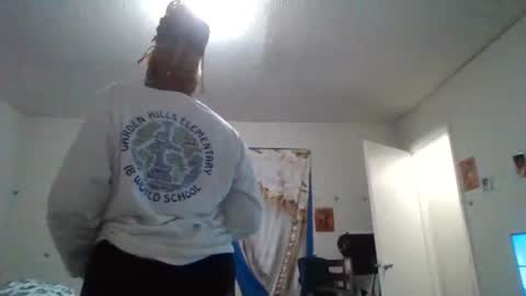 Snapshot of gotcake713 chatting on November 3, 8:21 pm Sue Goddess online show from November 3, 8:21 pm