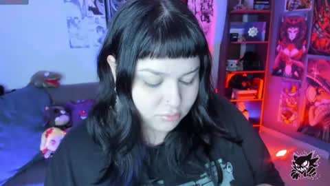 Snapshot of goth_stein chatting on April 13, 2:50 am Engel Please help me to reach 50 thumbs up online show from April 13, 2:50 am