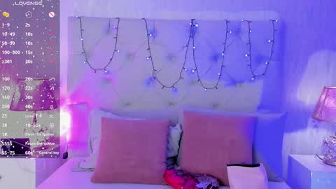 Snapshot of goth_tasha chatting on November 4, 7:24 pm goth_tasha online show from November 4, 7:24 pm