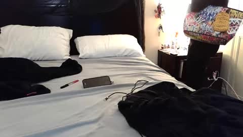 Snapshot of gothbaby305 chatting on October 28, 9:39 pm gothbaby305 online show from October 28, 9:39 pm