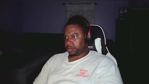 Snapshot of gothboi_97 chatting on September 29, 1:22 am Dan aka. Gothboi Wonder online show from September 29, 1:22 am