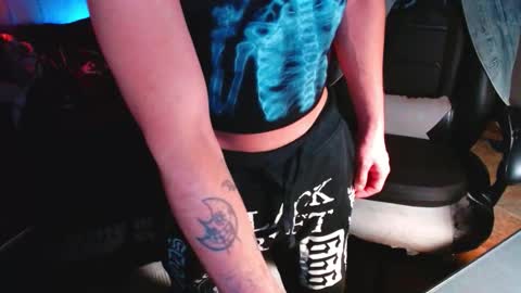 Kris online show from November 28, 11:02 am