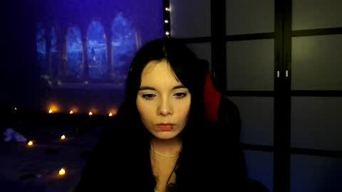 gothickq online show from May 28, 6:49 pm
