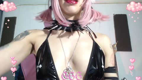        online show from January 5, 7:17 am