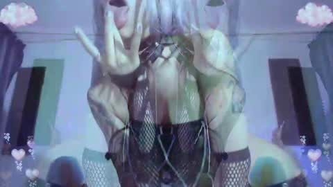        online show from May 12, 4:20 am