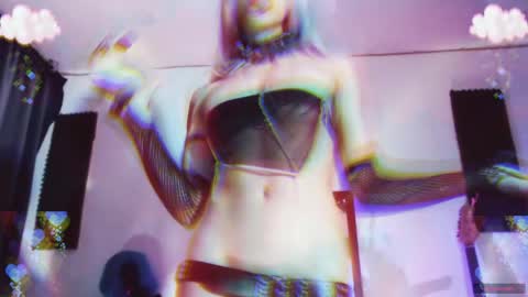        online show from June 7, 11:52 pm