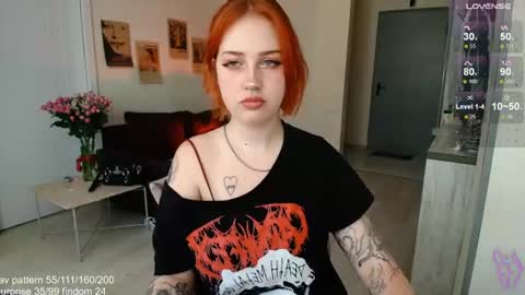 Snapshot of gothkittys chatting on July 19, 9:46 am traumfrau Kira angel face devil eyes I SELL A LOT VIDEO IN GALLERY online show from July 19, 9:46 am