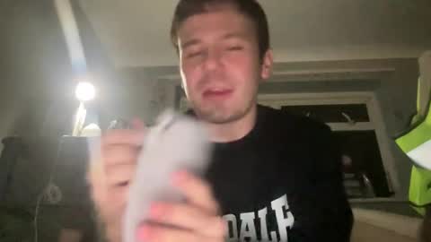 Snapshot of gotitgoin_ chatting on November 9, 1:37 am GotItGoin online show from November 9, 1:37 am