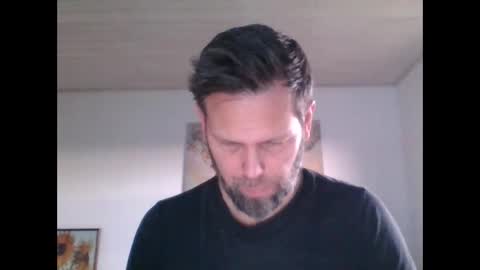 Snapshot of gottalop chatting on November 23, 8:03 am gottalop online show from November 23, 8:03 am