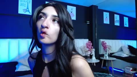 Meredith Alessandra online show from May 14, 4:52 am