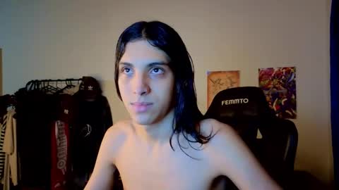 Snapshot of gowther__ chatting on September 11, 8:14 am angelito tu novio online show from September 11, 8:14 am