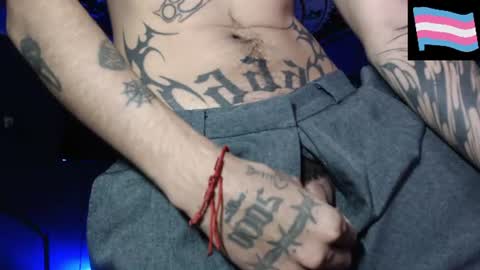 Snapshot of gowtherrrr_ chatting on July 19, 9:29 pm Manolo modelo independiente online show from July 19, 9:29 pm