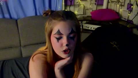 Snapshot of grace054 chatting on November 2, 1:41 am Grace online show from November 2, 1:41 am