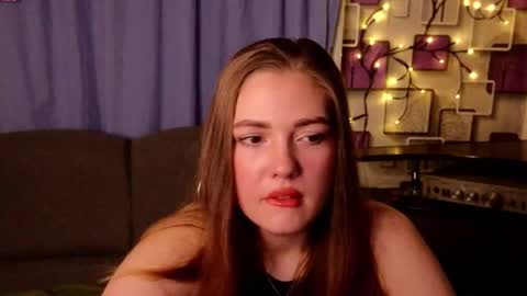 Snapshot of grace054 chatting on January 11, 11:32 pm Grace online show from January 11, 11:32 pm