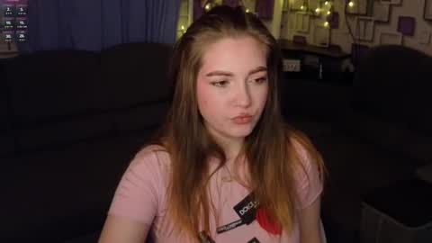 Snapshot of grace054 chatting on February 2, 12:42 am Grace online show from February 2, 12:42 am