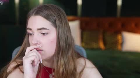 Snapshot of grace054 chatting on February 26, 11:26 pm Grace online show from February 26, 11:26 pm