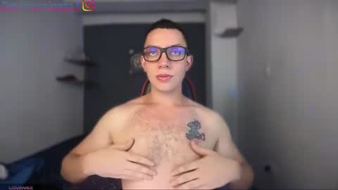 Snapshot of grace_davine chatting on June 14, 11:23 am grace_davine online show from June 14, 11:23 am