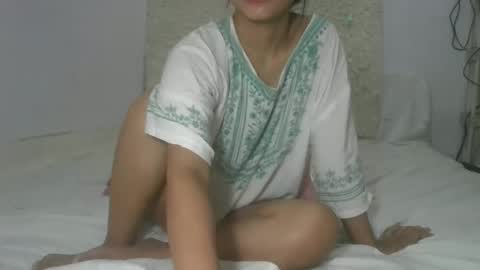 luckygirl online show from May 2, 11:43 pm