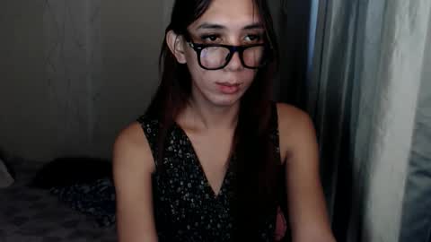 HoneyGrace online show from February 12, 6:41 am