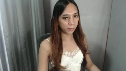 HoneyGrace online show from June 19, 3:00 am