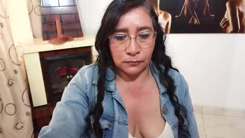 Snapshot of grace_mature_milf chatting on November 12, 5:02 pm grace_mature_milf online show from November 12, 5:02 pm