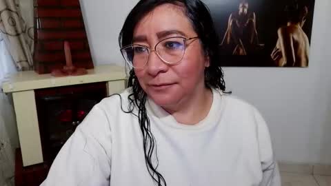 Snapshot of grace_mature_milf chatting on November 27, 11:23 am grace_mature_milf online show from November 27, 11:23 am