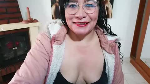 grace_mature_milf online show from April 30, 12:11 pm