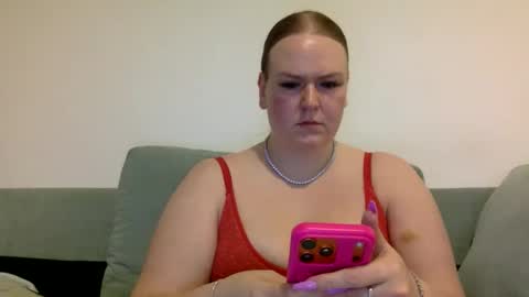 Grace Loves online show from January 5, 5:38 pm