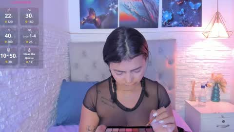 Snapshot of graceymilf999 chatting on December 29, 11:50 am Gracey Milf online show from December 29, 11:50 am