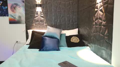 Snapshot of graceymilf999 chatting on September 24, 11:13 am Gracey Milf online show from September 24, 11:13 am