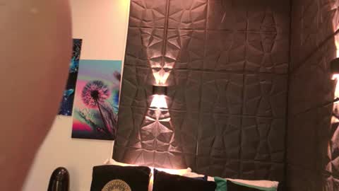 Snapshot of graceymilf999 chatting on November 1, 11:45 am Gracey Milf online show from November 1, 11:45 am