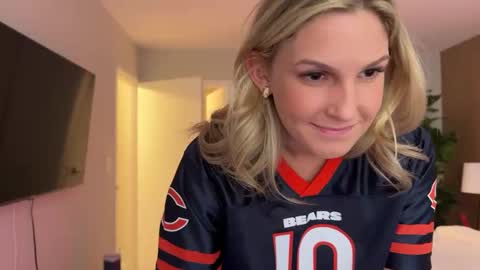 Snapshot of graciemae_baexx chatting on January 12, 4:50 pm Gracie Mae online show from January 12, 4:50 pm