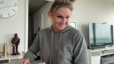 Gracie Mae online show from March 3, 6:44 pm