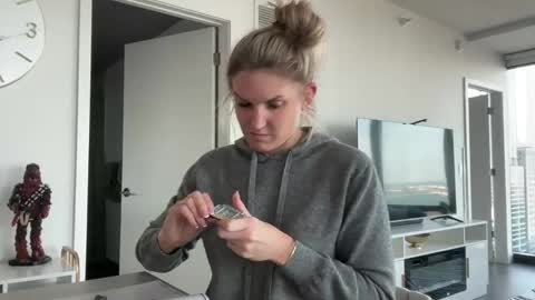 Snapshot of graciemae_baexx chatting on March 3, 9:48 pm Gracie Mae online show from March 3, 9:48 pm