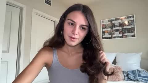 Snapshot of graciesmith27 chatting on June 7, 6:33 pm Gracie Smith online show from June 7, 6:33 pm