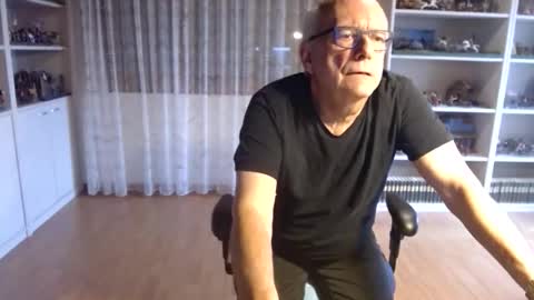 grandpach online show from October 25, 12:02 pm