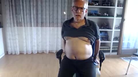 grandpach online show from November 15, 2:35 pm