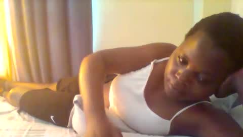 Snapshot of grannylover_ chatting on January 19, 12:06 pm grannylover_ online show from January 19, 12:06 pm
