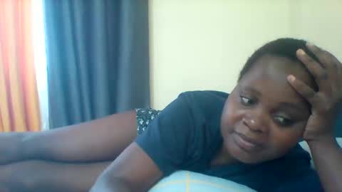 Snapshot of grannylover_ chatting on January 21, 10:30 am grannylover_ online show from January 21, 10:30 am