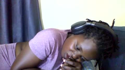 Snapshot of grannylover_ chatting on September 20, 6:42 pm grannylover_ online show from September 20, 6:42 pm