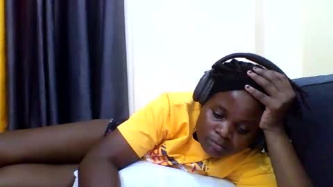 Snapshot of grannylover_ chatting on October 3, 7:11 pm grannylover_ online show from October 3, 7:11 pm