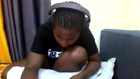 Snapshot of grannylover_ chatting on October 25, 6:35 pm grannylover_ online show from October 25, 6:35 pm