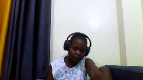 Snapshot of grannylover_ chatting on November 2, 4:42 pm grannylover_ online show from November 2, 4:42 pm