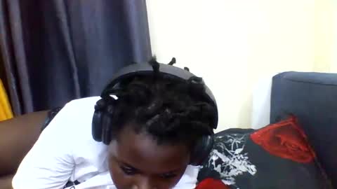 Snapshot of grannylover_ chatting on November 21, 7:01 pm grannylover_ online show from November 21, 7:01 pm