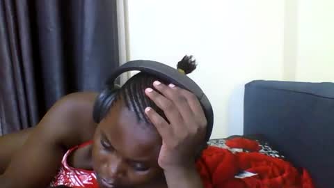 Snapshot of grannylover_ chatting on November 24, 7:02 pm grannylover_ online show from November 24, 7:02 pm