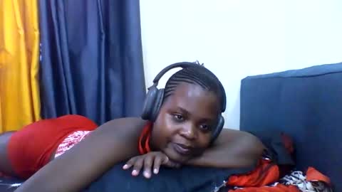 Snapshot of grannylover_ chatting on November 25, 7:08 am grannylover_ online show from November 25, 7:08 am