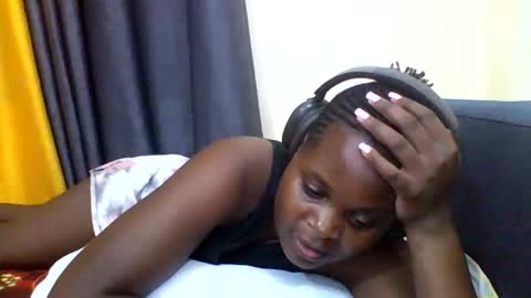 Snapshot of grannylover_ chatting on November 27, 8:11 pm grannylover_ online show from November 27, 8:11 pm