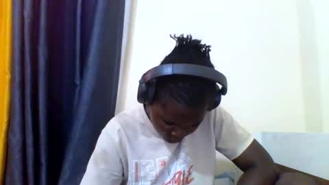 Snapshot of grannylover_ chatting on November 30, 9:02 am grannylover_ online show from November 30, 9:02 am