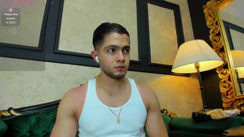Snapshot of grantblake chatting on May 17, 2:42 am Grant online show from May 17, 2:42 am