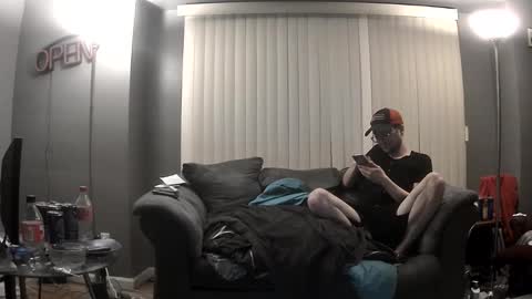 Snapshot of gratiotony chatting on May 6, 12:52 am Get US to 1000 you wont be disapointed online show from May 6, 12:52 am
